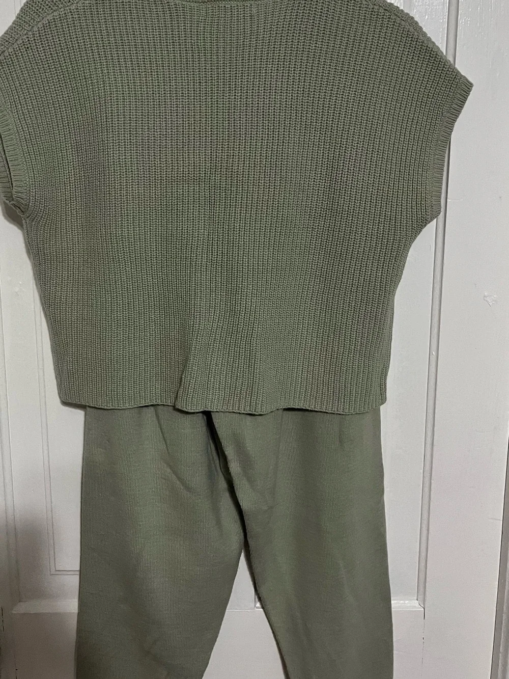 Casual Two-Piece Knit Lounge Set in Olive Green